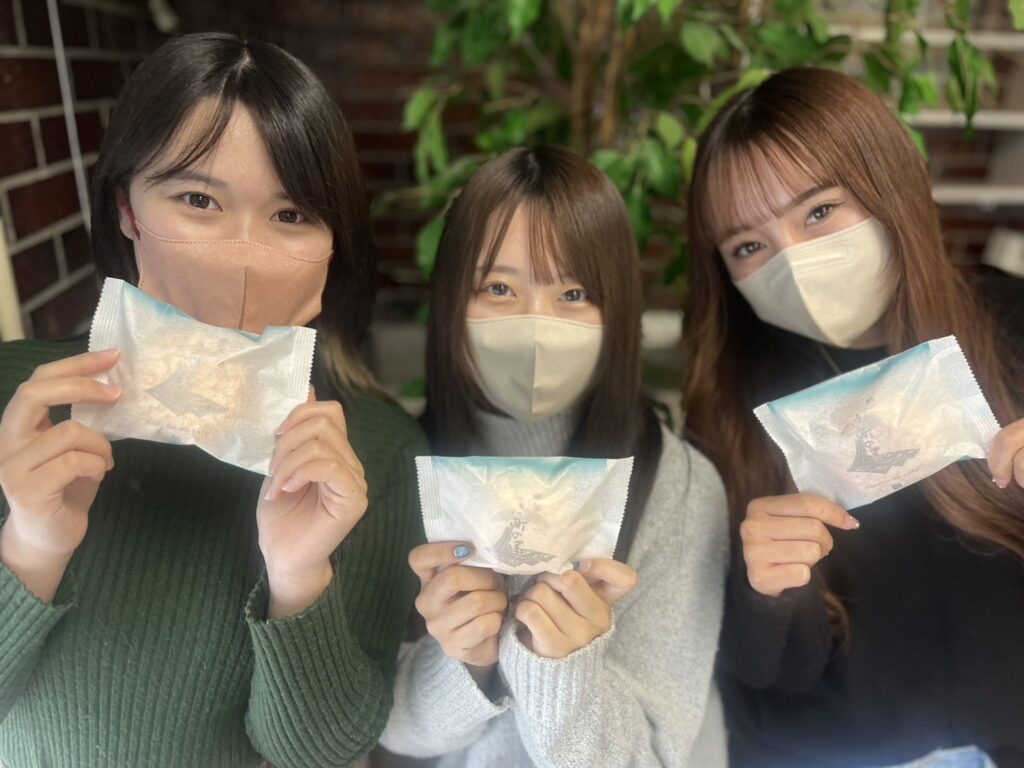 秋田市の社労士、舛谷先生から小町の里をいただきました！